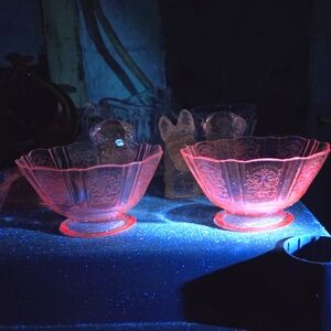 Sharon Or Jeanette Sobet Dishes Selenium